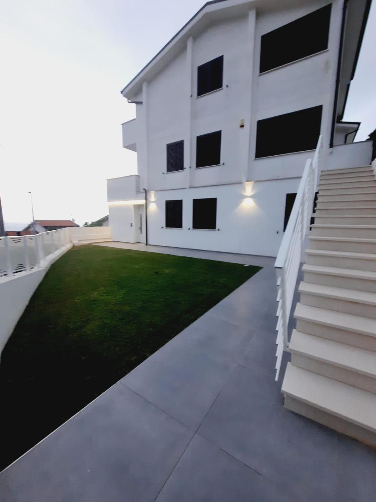 White Sea Apartment San Vito Chietino Exterior photo